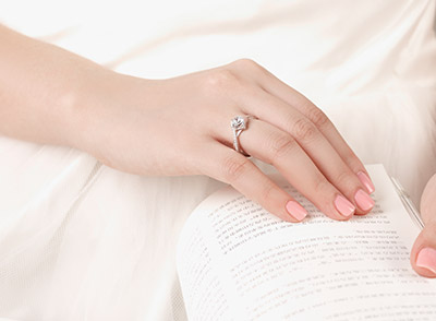 Darry Ring钻戒网上购买可靠吗