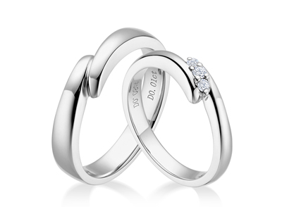 翡翠女戒指的戴法和意义图片欣赏 如果想要购买戴瑞珠宝结婚对戒